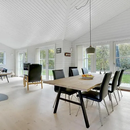 3 Bedroom Cozy In Holiday home *