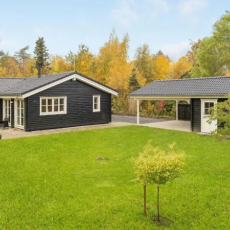 Holiday home 3 Bedroom Cozy In Gilleleje